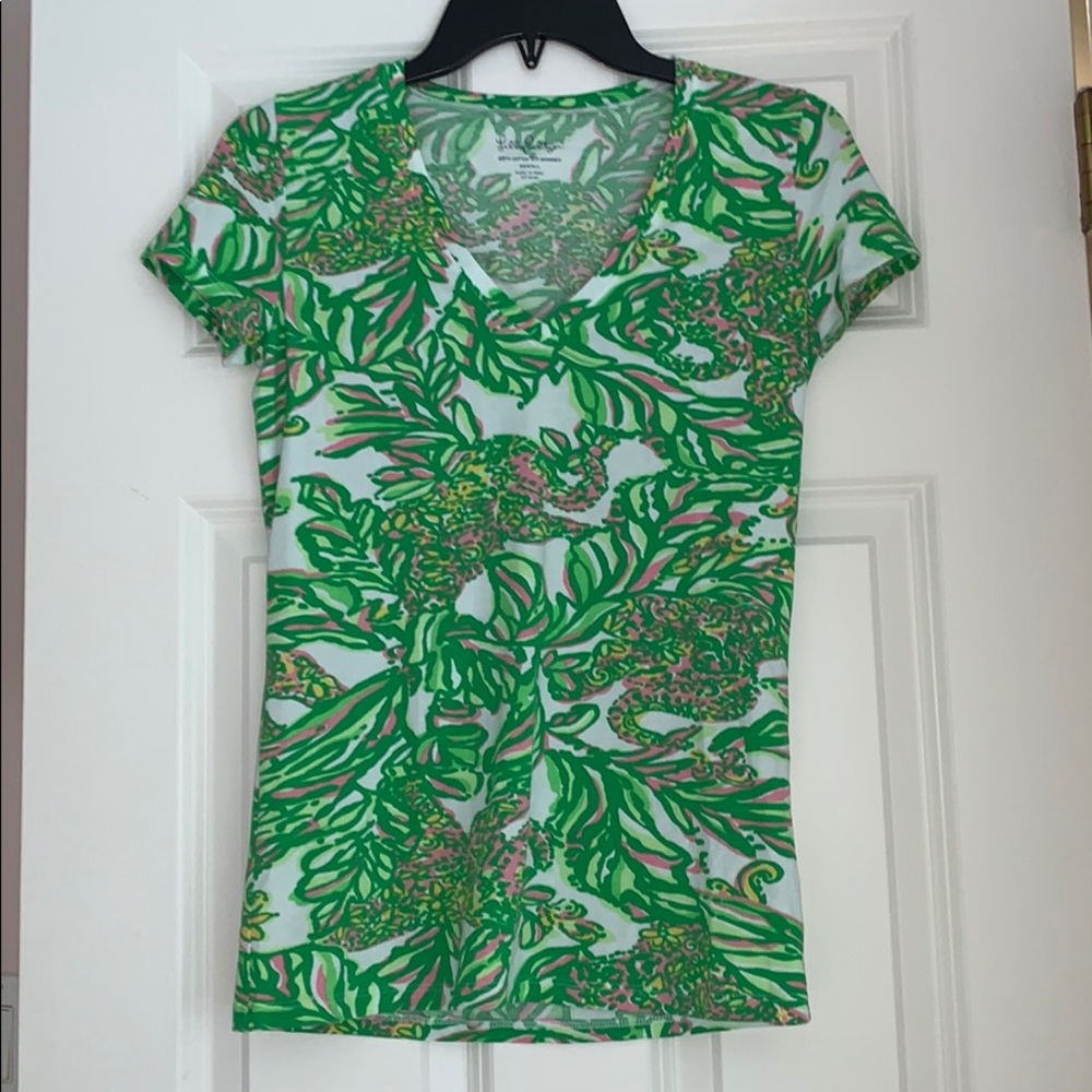 Lilly Pulitzer tee